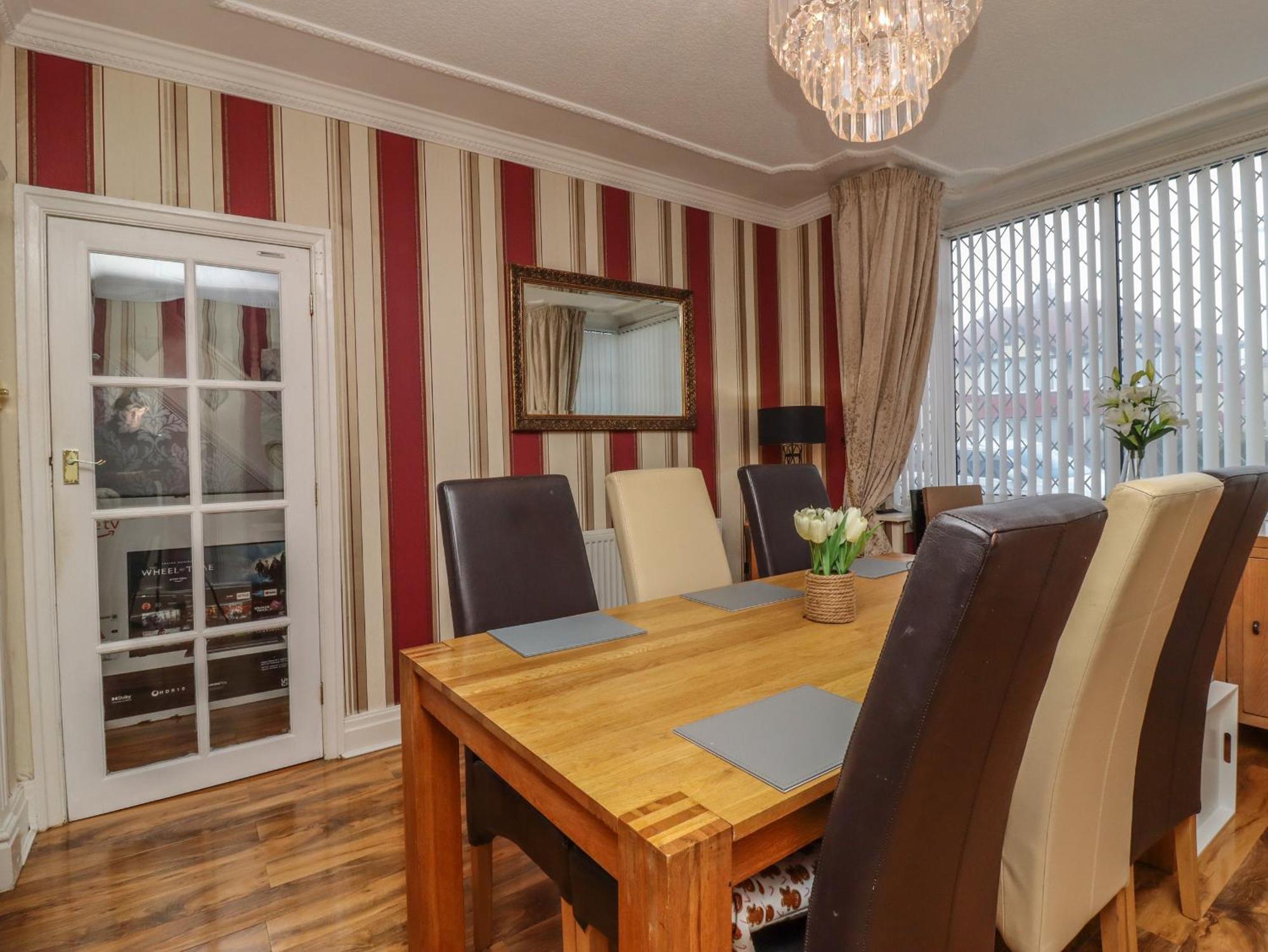 19 Slinger Road Villa Cleveleys Bagian luar foto